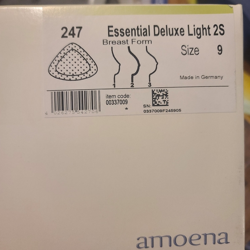 Amoena essential deluxe light 2s  size 9
